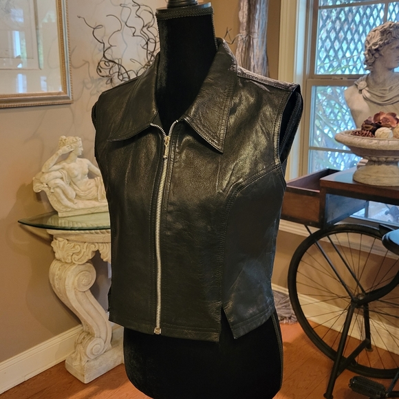 Leather Vest by New Identity in Large - Picture 3 of 12